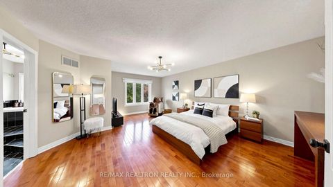 Photo 16 at 2 Rocksprings Avenue, Westbrook, Richmond Hill