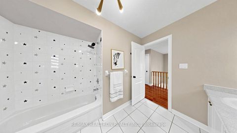 Photo 33 at 2 Rocksprings Avenue, Westbrook, Richmond Hill