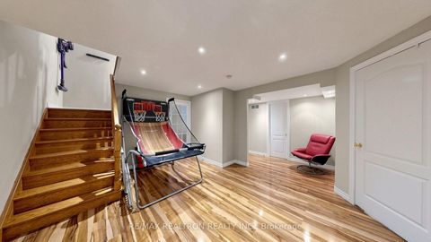 Photo 34 at 2 Rocksprings Avenue, Westbrook, Richmond Hill