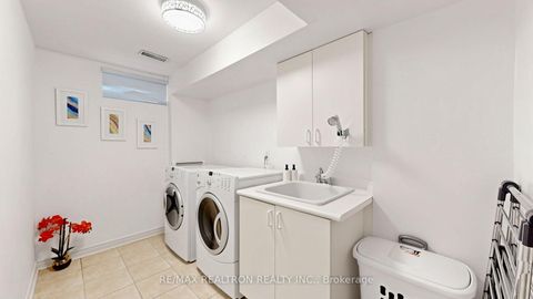 Photo 40 at 2 Rocksprings Avenue, Westbrook, Richmond Hill