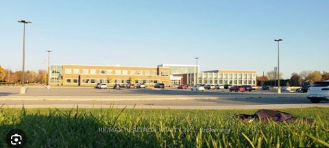 Photo 45 at 2 Rocksprings Avenue, Westbrook, Richmond Hill
