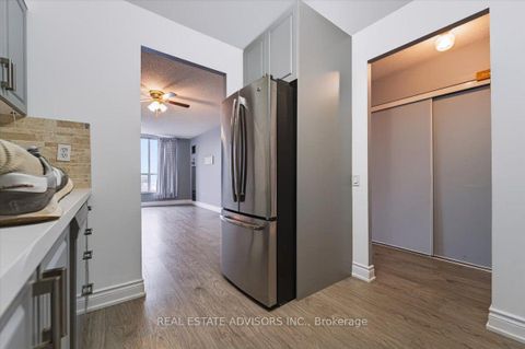 Photo 5 at Ph#07 - 21 Overlea Boulevard, Thorncliffe Park, Toronto