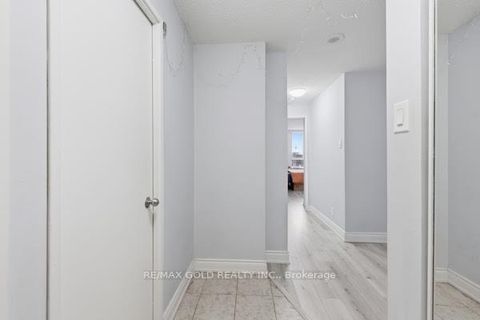 Photo 4 at ph08 - 61 Markbrook Lane, Jamestown, Toronto