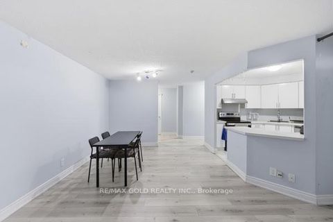 Photo 13 at ph08 - 61 Markbrook Lane, Jamestown, Toronto
