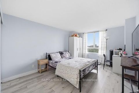 Photo 16 at ph08 - 61 Markbrook Lane, Jamestown, Toronto