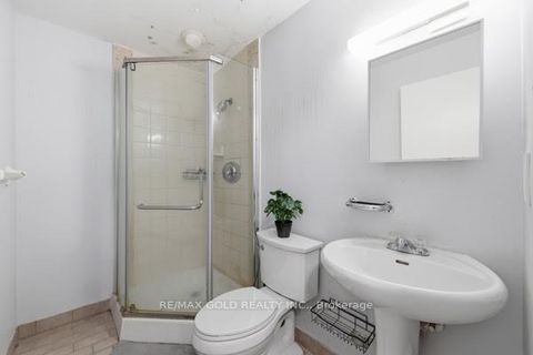 Photo 18 at ph08 - 61 Markbrook Lane, Jamestown, Toronto