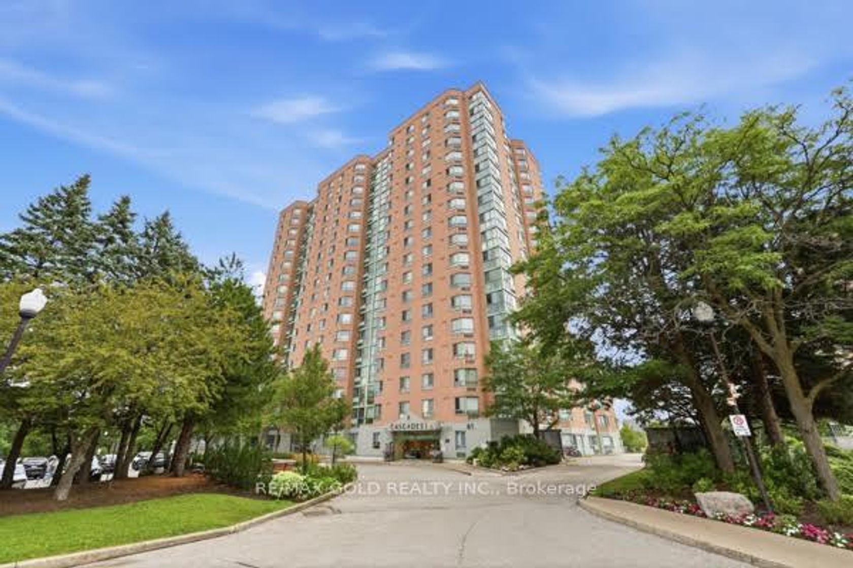 ph08 - 61 Markbrook Lane, Jamestown, Toronto photo 9