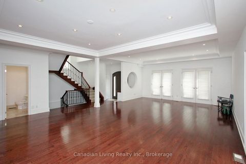 Photo 6 at 374 Glengarry Avenue, Nortown, Toronto