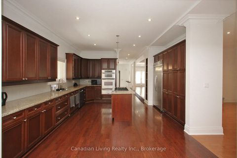 Photo 10 at 374 Glengarry Avenue, Nortown, Toronto