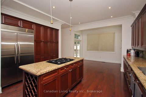 Photo 11 at 374 Glengarry Avenue, Nortown, Toronto
