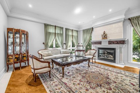 Photo 6 at 158 Owen Boulevard, Windfields, Toronto