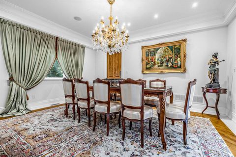 Photo 8 at 158 Owen Boulevard, Windfields, Toronto