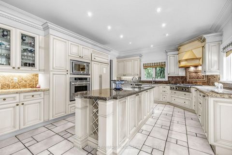 Photo 15 at 158 Owen Boulevard, Windfields, Toronto