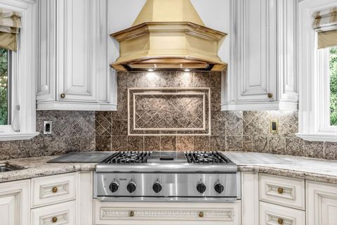Photo 16 at 158 Owen Boulevard, Windfields, Toronto