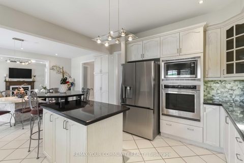 Photo 9 at 171 Langtry Place, Uplands, Vaughan
