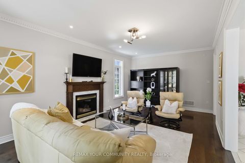 Photo 12 at 171 Langtry Place, Uplands, Vaughan