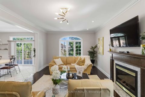 Photo 14 at 171 Langtry Place, Uplands, Vaughan
