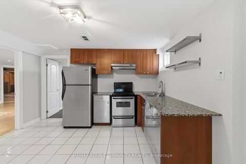 Photo 33 at 171 Langtry Place, Uplands, Vaughan