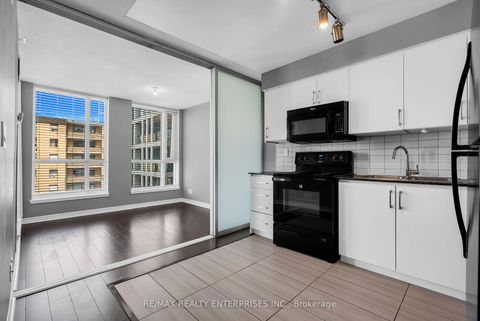 Photo 7 at 522 - 80 Esther Lorrie Drive, Clairville, Toronto