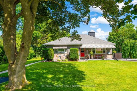 Photo 5 at 63 The Queensway N, Keswick North, Georgina
