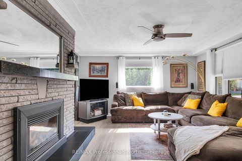 Photo 8 at 63 The Queensway N, Keswick North, Georgina