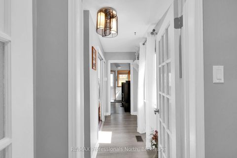 Photo 15 at 63 The Queensway N, Keswick North, Georgina