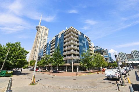 Photo 1 at 705 - 251 Queens Quay, Waterfront Communities C1, Toronto