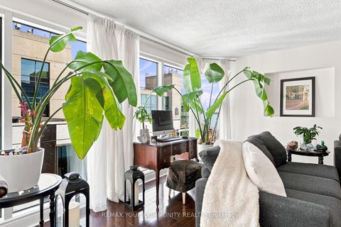 Photo 13 at 705 - 251 Queens Quay, Waterfront Communities C1, Toronto