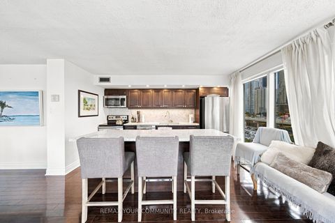 Photo 21 at 705 - 251 Queens Quay, Waterfront Communities C1, Toronto