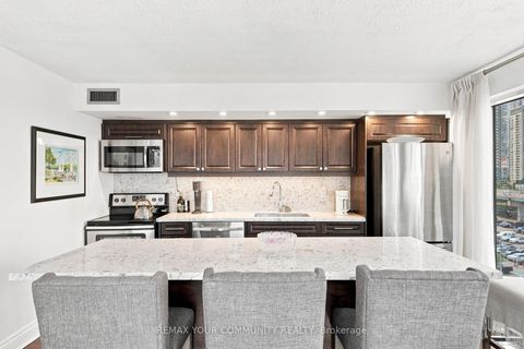 Photo 23 at 705 - 251 Queens Quay, Waterfront Communities C1, Toronto