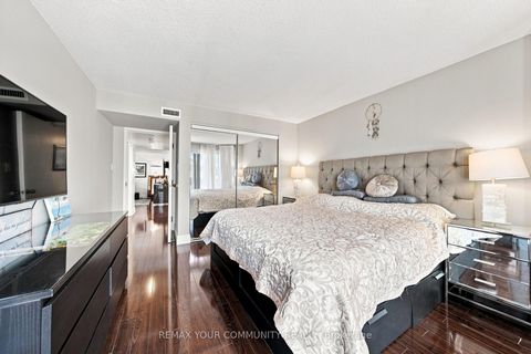Photo 31 at 705 - 251 Queens Quay, Waterfront Communities C1, Toronto