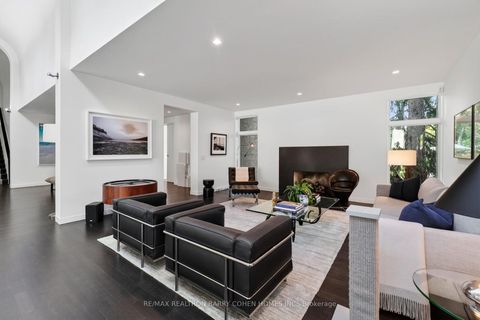 Photo 5 at 12 Tudor Gate, York Mills, Toronto