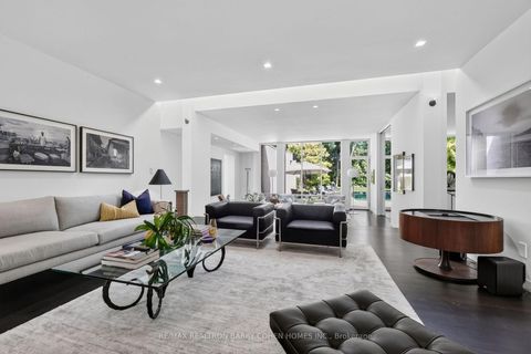 Photo 6 at 12 Tudor Gate, York Mills, Toronto