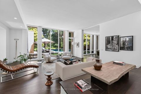 Photo 9 at 12 Tudor Gate, York Mills, Toronto