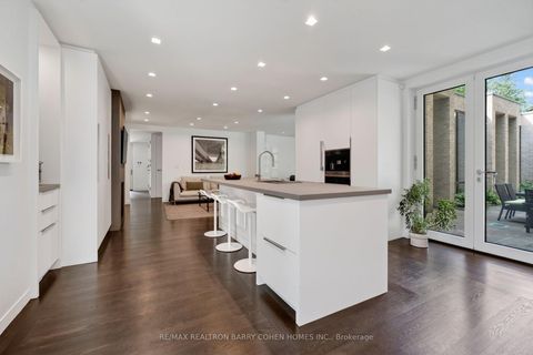 Photo 21 at 12 Tudor Gate, York Mills, Toronto