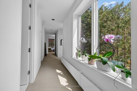 Photo 25 at 12 Tudor Gate, York Mills, Toronto