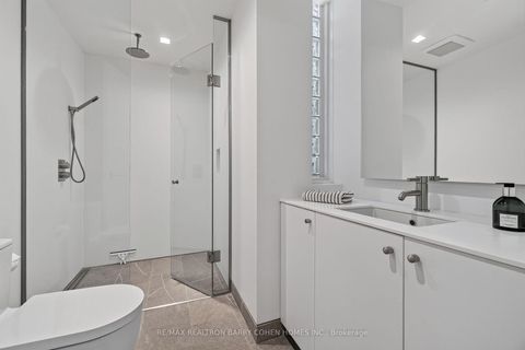 Photo 34 at 12 Tudor Gate, York Mills, Toronto