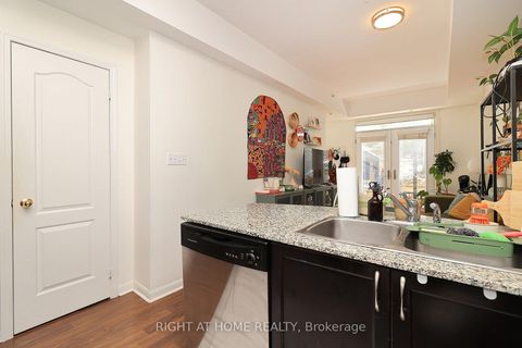 Photo 11 at TH12 - 78 Carr Street, Chinatown, Toronto