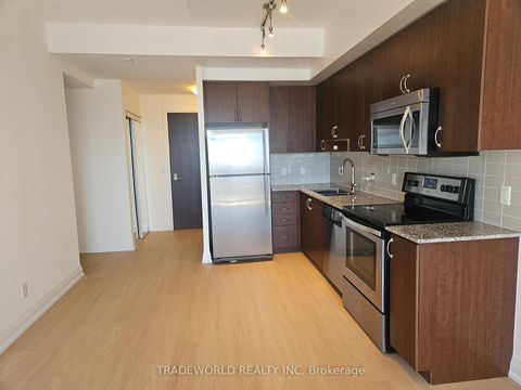 Photo 5 at 1009 - 370 Highway 7, Doncrest, Richmond Hill