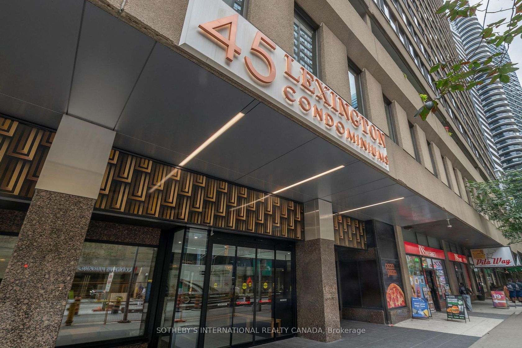 1707 - 45 Carlton Street, Yonge Corridor, Toronto photo number 2