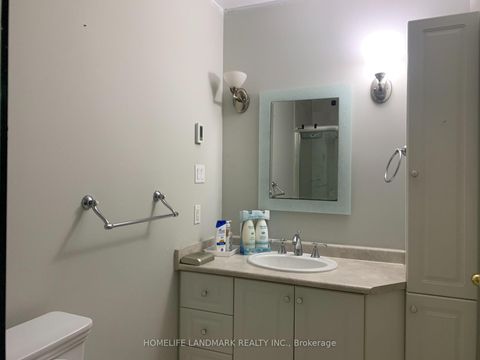 Photo 13 at 228 Hollywood Avenue, Willowdale East, Toronto