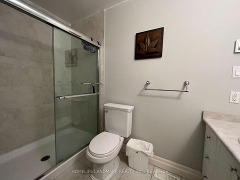Photo 14 at 228 Hollywood Avenue, Willowdale East, Toronto