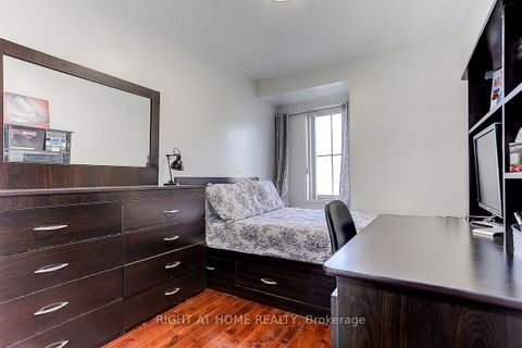 Photo 27 at 16 Pat Brooks Terrace, Dorset Park, Toronto