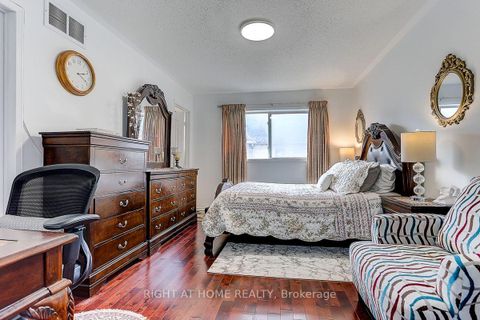Photo 29 at 16 Pat Brooks Terrace, Dorset Park, Toronto
