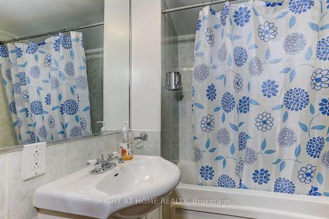 Photo 34 at 16 Pat Brooks Terrace, Dorset Park, Toronto