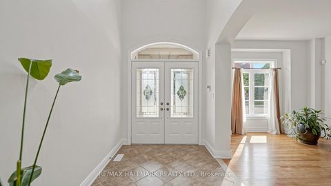 Photo 3 at 368 Paradelle Drive, Oak Ridges Lake Wilcox, Richmond Hill