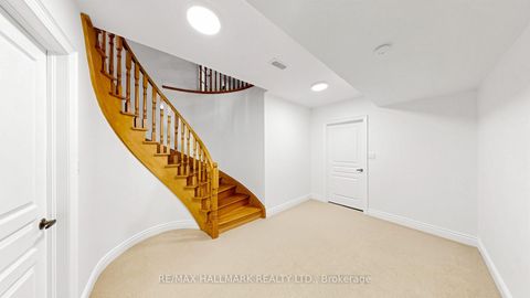 Photo 38 at 368 Paradelle Drive, Oak Ridges Lake Wilcox, Richmond Hill