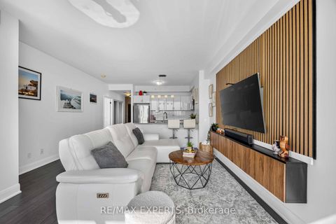 Photo 24 at 902 - 2900 Highway 7 Road, Concord, Vaughan
