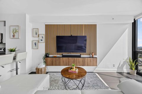 Photo 27 at 902 - 2900 Highway 7 Road, Concord, Vaughan