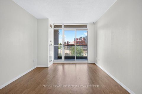 Photo 10 at 412 - 231 Fort York Boulevard, Niagara, Toronto